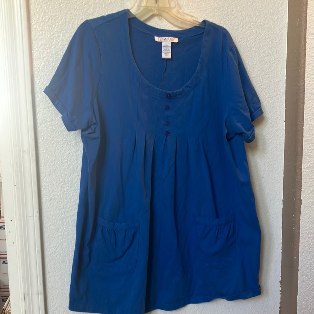 Roamans pin tucked tunic 1X